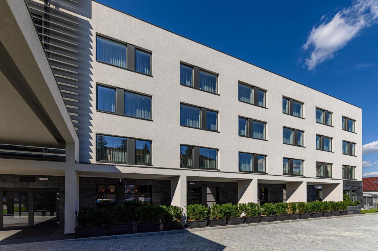 B The Hotel Sfântu-Gheorghe Eksteriør billede